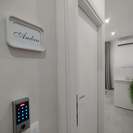 Agatha Modern Elegant Rooms SantʼAgata di Militello Esterno foto