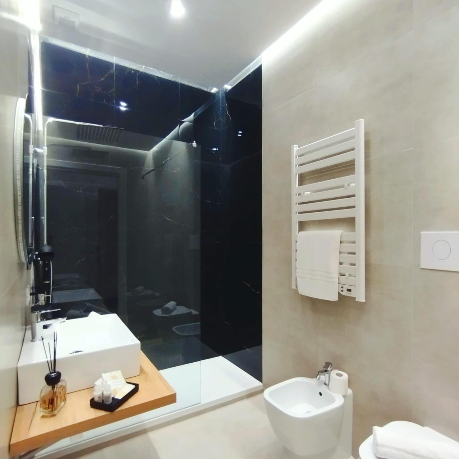 Agatha Modern Elegant Rooms SantʼAgata di Militello Esterno foto
